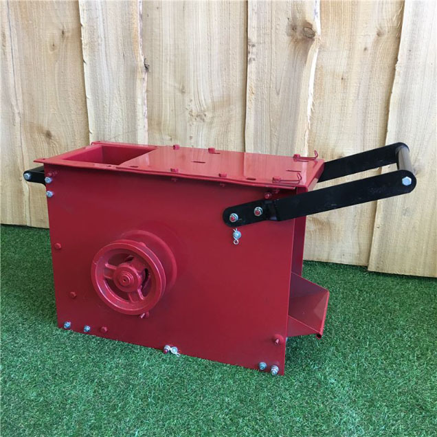 Order a This Titan Pro complete lower chipping chamber for our 13HP, 14HP and 15HP petrol garden mulchers - this is an original direct replacement; being complete it is just a matter of swapping the engine, hopper and wheels over before you are up and running!